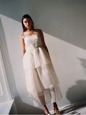 Kamparett Laurence Midi Dress in White/Ivory in Large